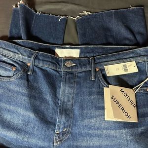 New with tags. Mother The Insider Crop